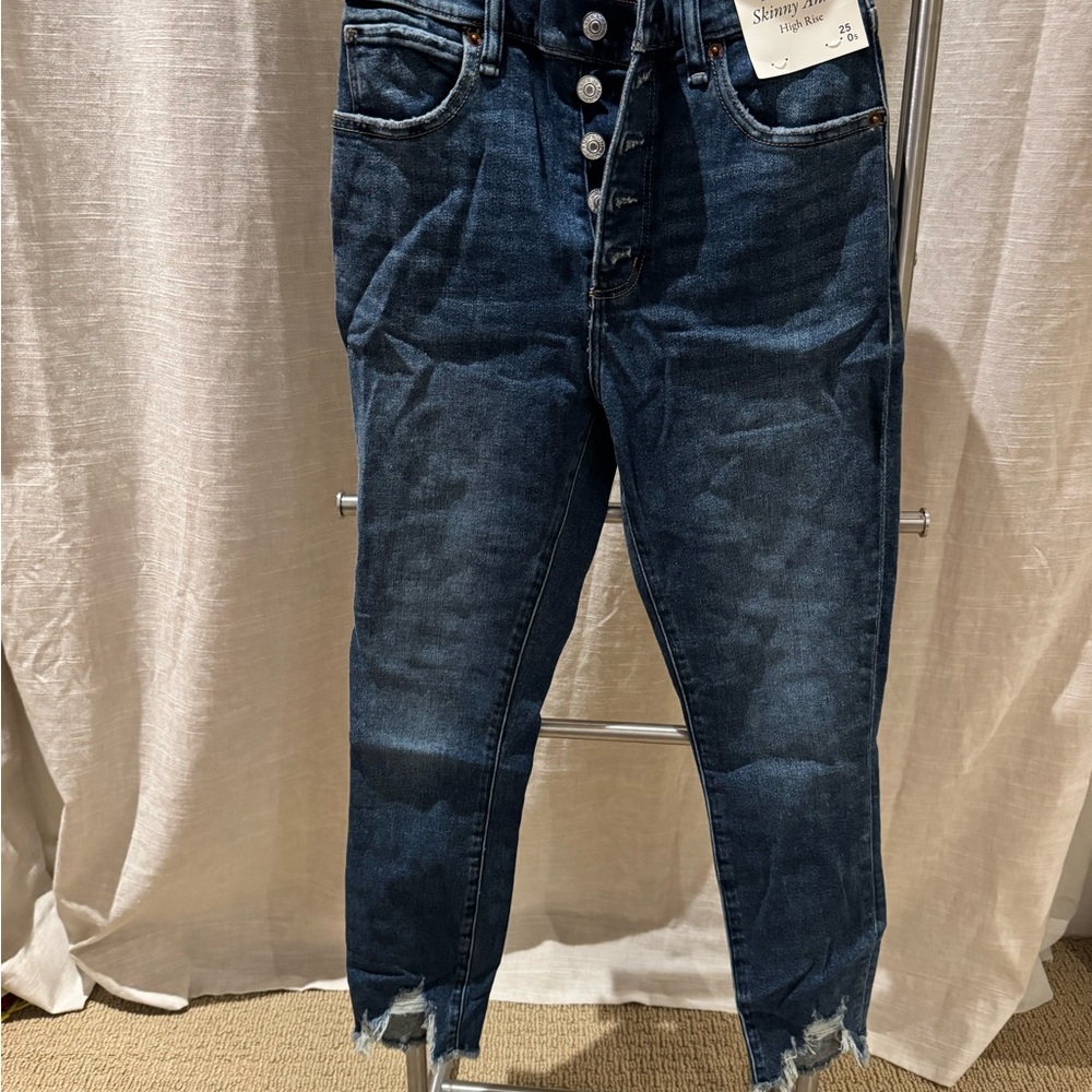 Abercrombie & Fitch Super Skinny Ankle High Rise Jean 25 / 0s